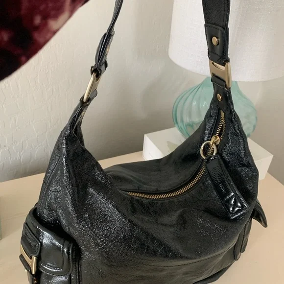 Michael Kors Patent leather hobo bag - Picture 5 of 13